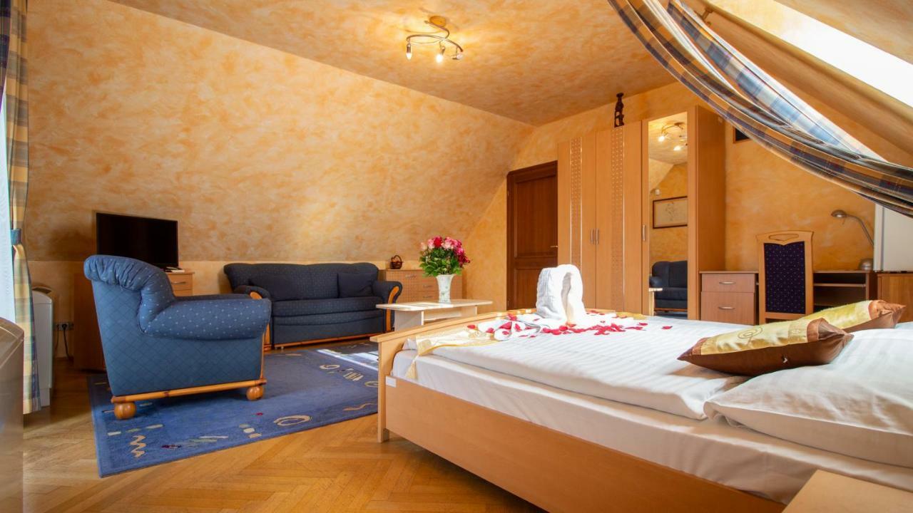 Palazzo Wellness Villa Eger Eksteriør billede